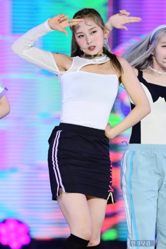[포토] 아이칠린 초원, '치명적인 눈빛'