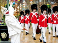 테마파크는 작은 지구…인류의 꿈을 담다