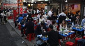 내 몸은 소중하니까…모임·회식 급증에 70% 더 팔렸다 [오정민의 유통한입]