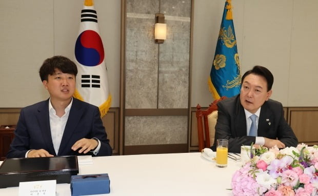 대화합의 만찬, 양당 간 협력 강조
