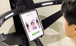 안경, IT기술과 눈맞춤…3D 얼굴 스캔·맞춤형 티타늄 테