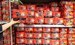 농심, 라면·스낵 가격 인상에 8%대 껑충