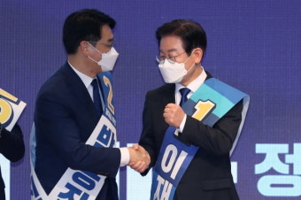 민주당 당 대표 경선…이재명·박용진 경기서 격돌