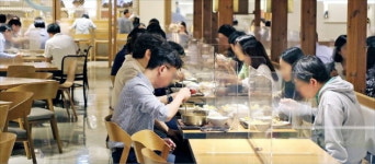침체 와도 외식은 못참아…상승세 타는 CJ프레시웨이 주가