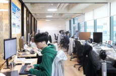 야놀자 포인트 100만원어치 + 동료가 보너스도 주는 회사 [안정락의 스타트업 탐방]