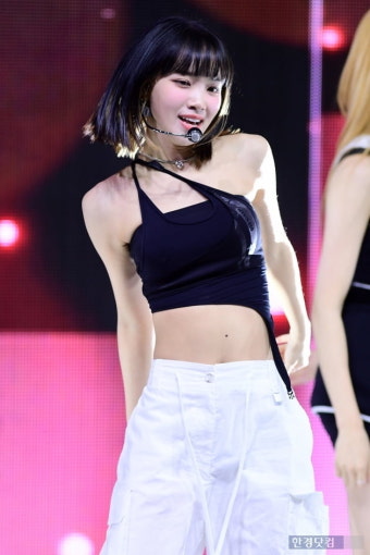 [포토] 르세라핌 김채원, '사랑스러운 모습에 눈길~'