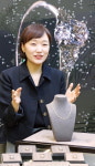 영원의 약속이란 평생 빛날 순 없어도 세월의 반짝임이 남는 것