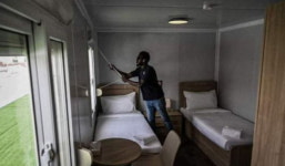 화장실처럼 보이는 방이 1박 36만원?…월드컵 숙소 논란