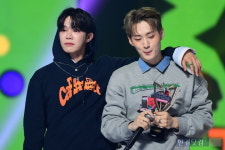 [포토] 베리베리 동헌-용승, 첫 1위에 만감이 교차하는 표정