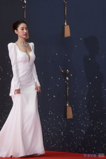 [포토] 김소은, '그림자도 아름다워~'(2022 KBS 연기대상)