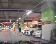 여성 전용 주차장이에요 자리 맡더니…운전자 정체가 [아차車]