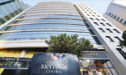 [단독] 사드·코로나도 버텼는데…고금리에 무너진 명동 호텔