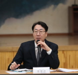 정명근 화성시장, 27일 정남면 행정복지센터에서 열린 온 마음 토크를 진행
