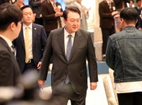 수도권에 '300조' 반도체 클러스터 조성한다