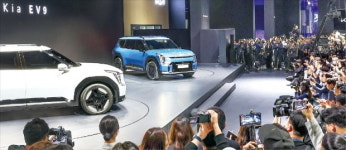 [포토] 서울모빌리티쇼 개막…대형 전기차 EV9 첫 공개