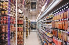 계산은 매장 가운데서 해주세요…CU의 첫 미래형 점포 개점