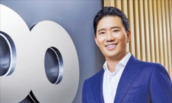최등규·최정훈 2대에 걸친 골프사랑…부자 나란히 아시아 골프산업 파워인물