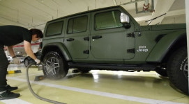 벤츠·BMW서 러브콜…지프만 하루 1.2대씩 판 비결 [권용훈의 직업 불만족(族)]