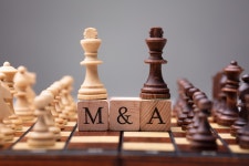 스몰딜이 대세 글로벌 M&A 평균 가치 1년만에 절반 뚝