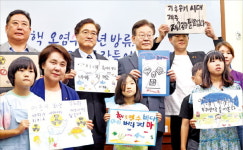 오염수 괴담 선동하는데…6살 어린이까지 동원한 野