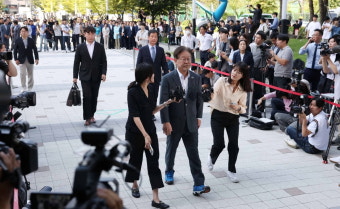 [포토] 이재명, 6번째 검찰 출석