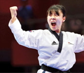 태권도 품새 강완진, 첫 금메달…전웅태, 근대 5종 2관왕