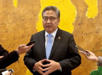 한중일 외교, 예정된 만찬·기자회견 보류…中 일정 때문