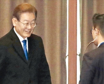巨野 또 폭주…이동관·검사 탄핵안 결국 강행