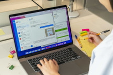 카톡 말고 이거 어때?… SKT, 채팅플러스 PC버전 출시