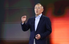 새해 벽두부터 기아 광명공장 찾은 정의선…전기차 혁신 의지