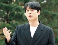 크로스오버에서 정통 성악으로 컴백…저만의 음색 기억되게 하고 싶어요