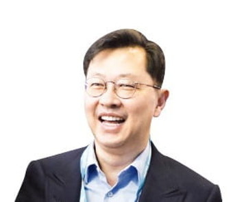 최재원 수석부회장 