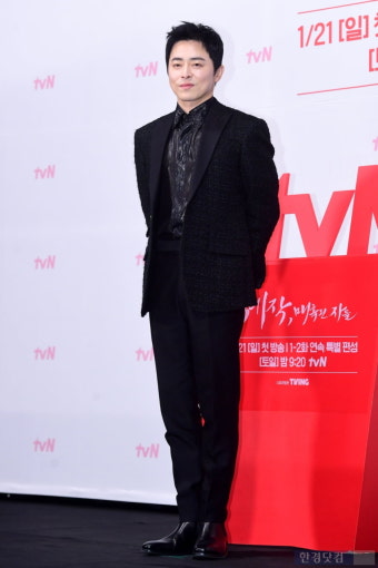 [포토] 조정석, '멋진 모습에 시선강탈'