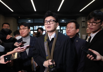 한동훈, 尹과 오찬 하러 가며 