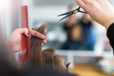 생리통 때문에 미용실 취소했는데 예약금 안 돌려준대요