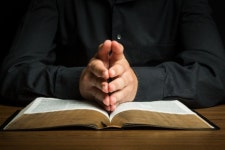 범죄자도 천국 갈 수 있나요…호기심 많은 MZ사이 뜬 종교