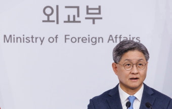 외교부, '출국금지' 이종섭 호주대사에 외교관 여권 발급