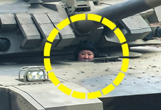 김정은 북한 국무위원장, 육군 현대화 강조한 탱크 혁명 발언