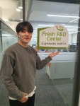 스타벅스에 음료 팔아 대박났지만…주가 30% 하락한 흥국에프엔비 [윤현주의 主食이 주식]
