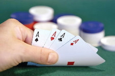 1시간 즐기는데 현금 20만원…홀덤펍 충격 실태 [현장+]