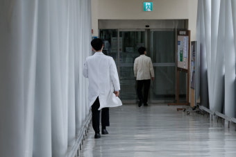 의대 교수 '무더기 사직' 현실화…