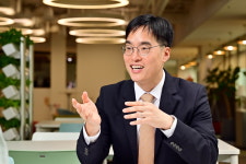 “녹색 전환 전략으로 에너지 위기 시대 돌파”