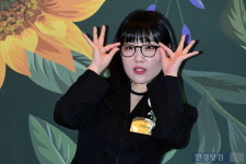 [포토] 이은지, 오늘 안경 어때요~