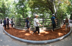 [뉴스 한줌] 황톳길에서 맨발로 자연을 느껴요