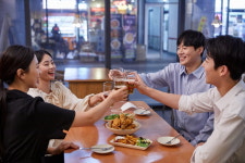 한국인 똘똘 뭉치는 비결은 바로…외신도 주목한 계모임