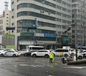 조선호텔 앞 가보니…일방통행 신호 無 눈치껏 운전자 과실론 힘 받나 [르포]
