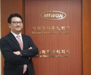 매출 951억에서 1870억원으로 껑충…日 수출규제에 급성장한 韓기업 [이미경의 옹기중기]