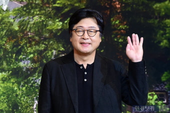 김윤석 