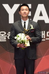 [포토] 김남중 PD, 런닝맨 올해의 브랜드 대상 받았습니다
