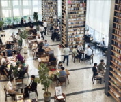 한강이 불러온 독서 열풍…북세권이 뜬다